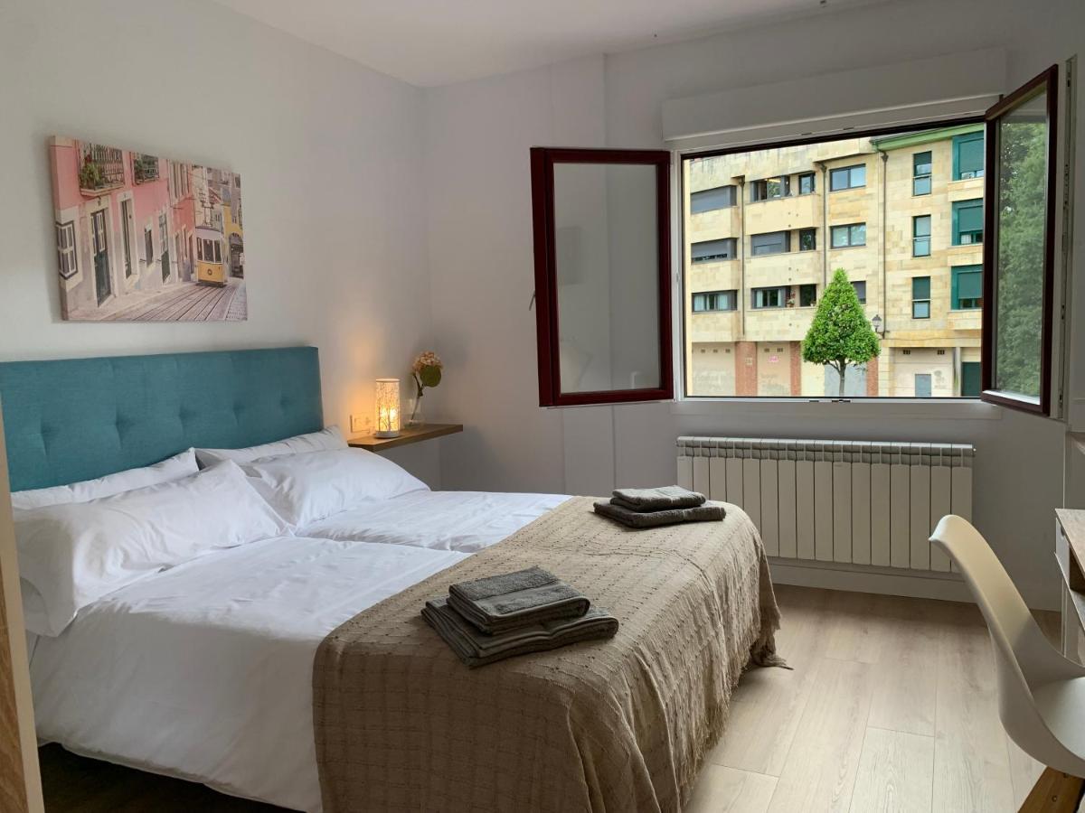 Apartamentos Santullano 1 โอเบียโด ภายนอก รูปภาพ