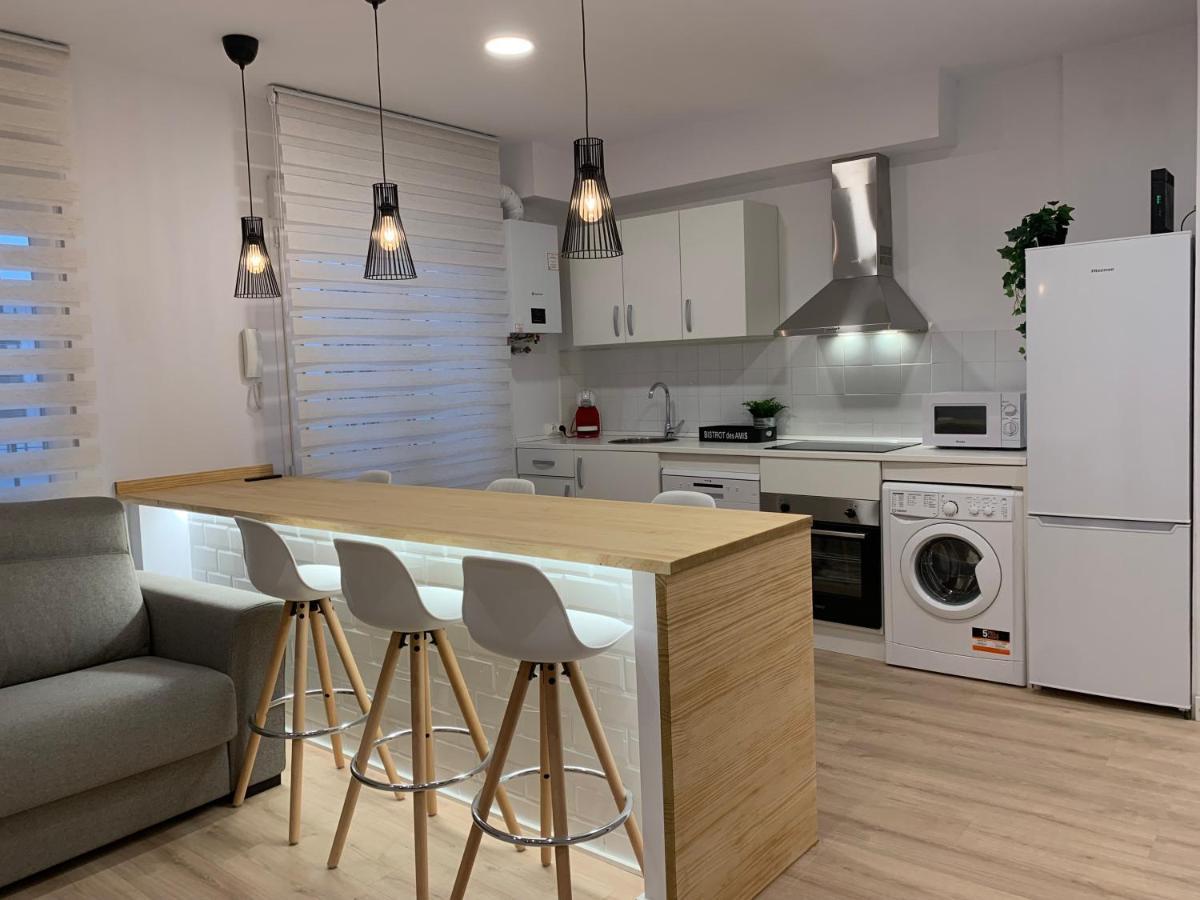 Apartamentos Santullano 1 โอเบียโด ภายนอก รูปภาพ