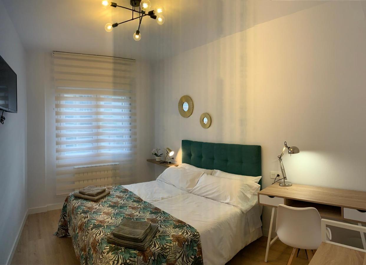 Apartamentos Santullano 1 โอเบียโด ภายนอก รูปภาพ